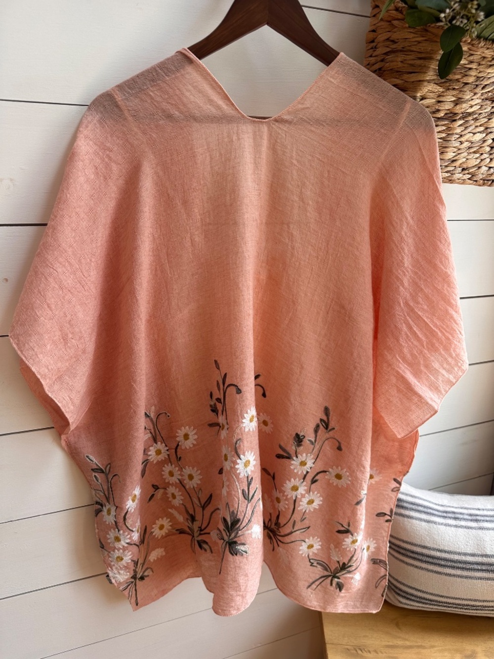 Peach Daisy Embroidered Woven Floral Kimono Open Wrap Coverup Top One Size - Picture 5 of 5